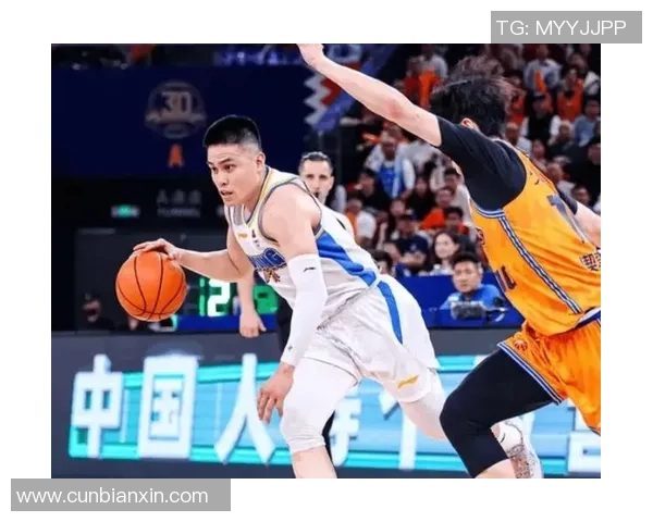 北京依靠翟晓川罚球稳住胜局陈盈骏状态回暖助力球队表现出色 北京依靠翟晓川罚球稳住胜局陈盈骏状态回暖助力球队表现出色